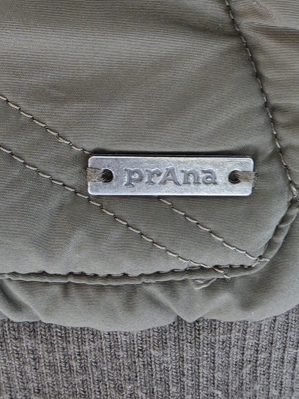 Olive green fleece- lined Esla vest from prAna, Women's Large - Picture 2 of 10